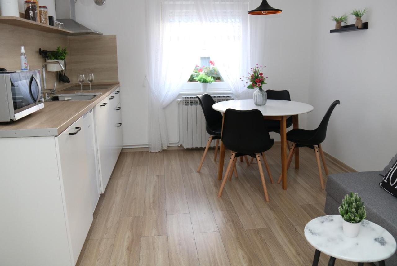 Apartman Relax Ðakovo Zewnętrze zdjęcie